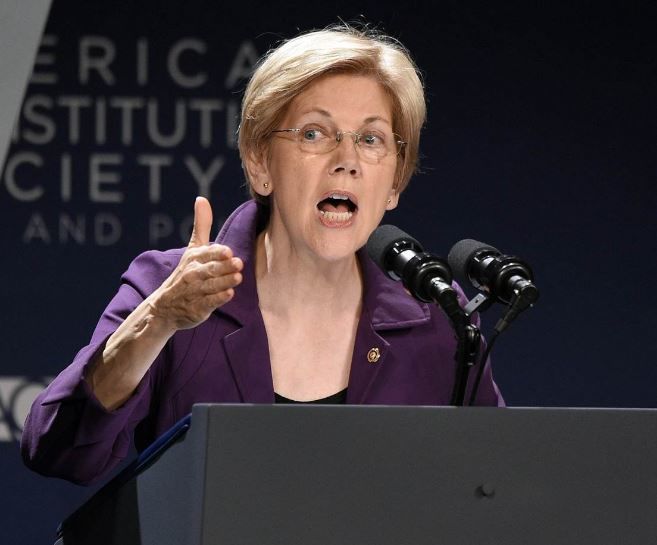 Warren unveils $640 billion college debt forgiveness plan
